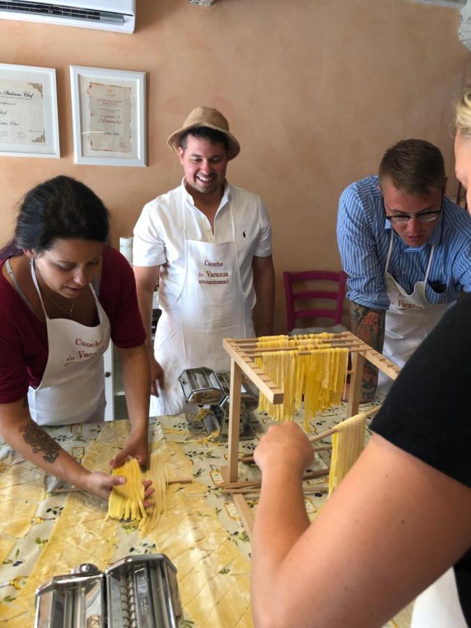 Dolce Vita In Tuscany B&B Capannori Exteriör bild